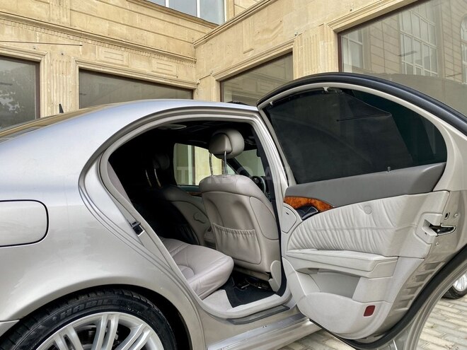 Mercedes E 320-18