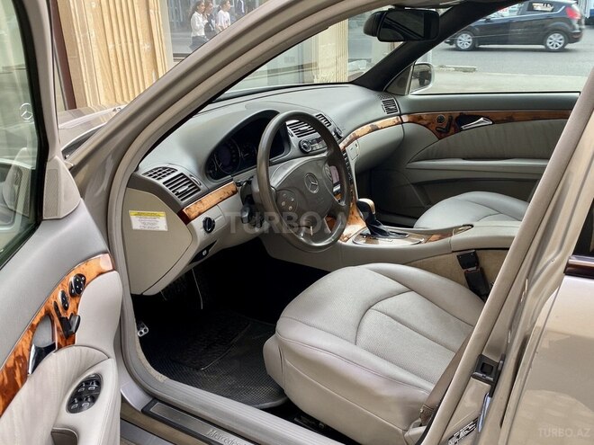 Mercedes E 320-16
