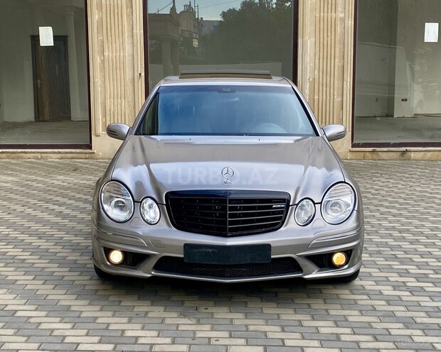 Mercedes E 320-3