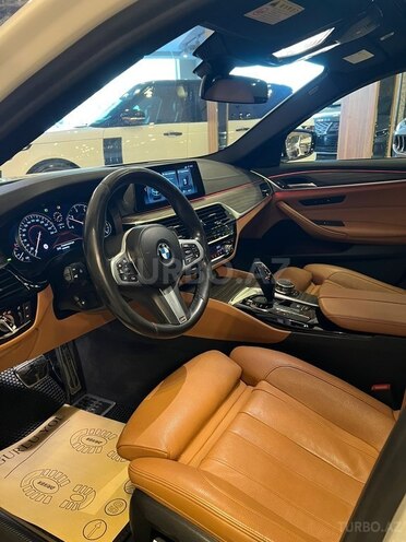 BMW 520-9