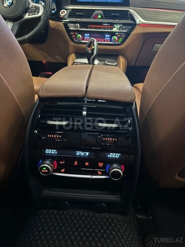 BMW 520-18