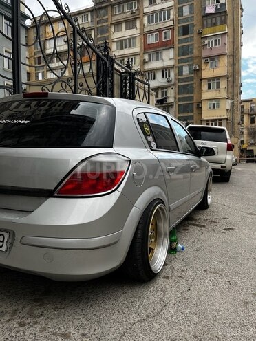 Opel Astra 2004, 340,000 km - 1.4 l - Bakı