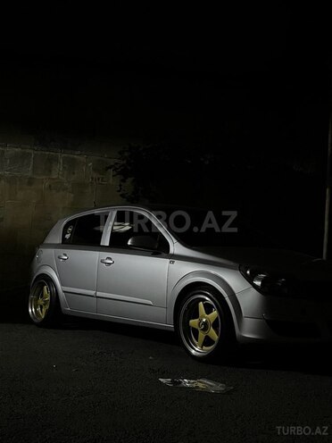 Opel Astra 2004, 340,000 km - 1.4 l - Bakı