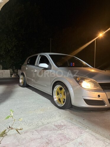 Opel Astra 2004, 340,000 km - 1.4 l - Bakı