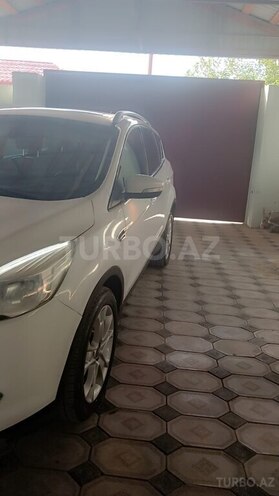 Ford Kuga-6