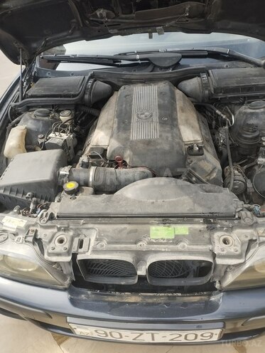BMW 535-8