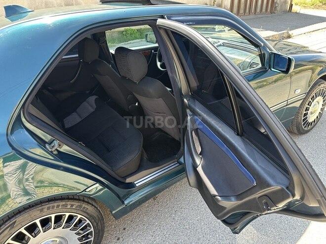 Mercedes C 280-10