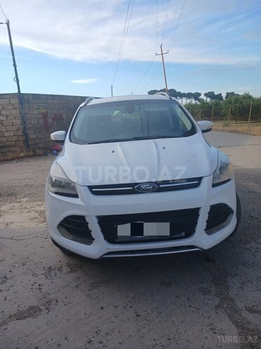 Ford Kuga-1