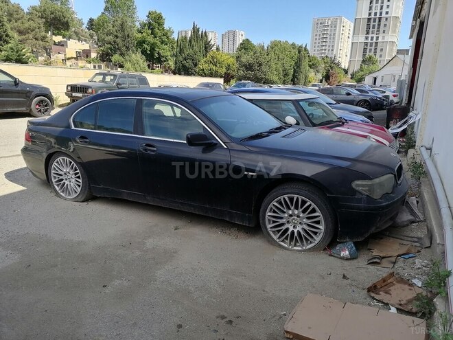 BMW 745-2