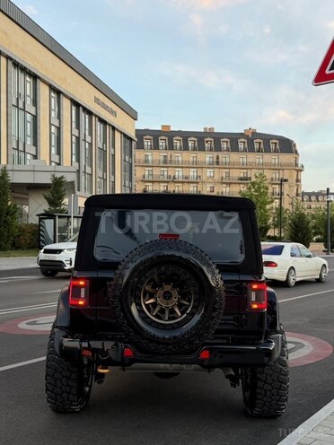 Jeep Wrangler-2