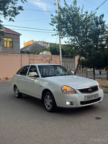 LADA (VAZ) Priora-1