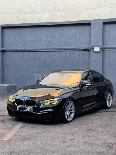 BMW 320d-6