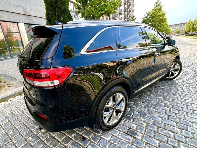 Kia Sorento-9