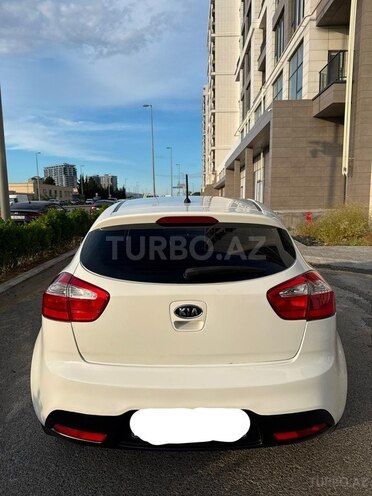 Kia Rio-3