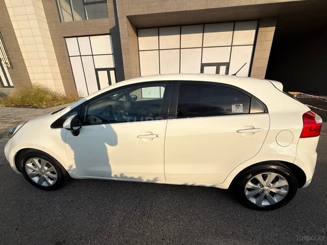 Kia Rio-6