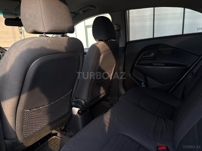 Kia Rio-5