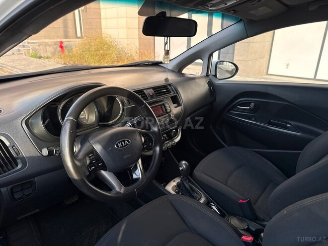 Kia Rio-4