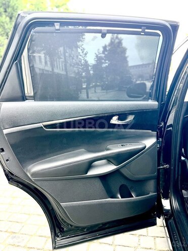 Kia Sorento-19
