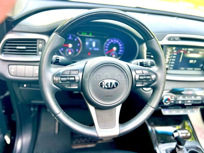 Kia Sorento-15