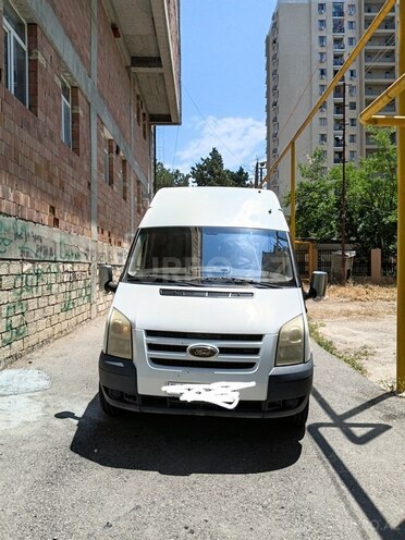 Ford Transit-1