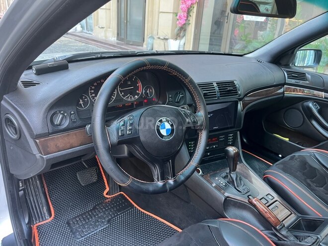 BMW 525-9