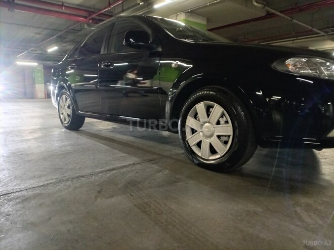Chevrolet Lacetti-4