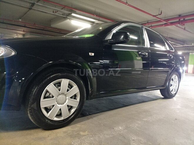 Chevrolet Lacetti-5