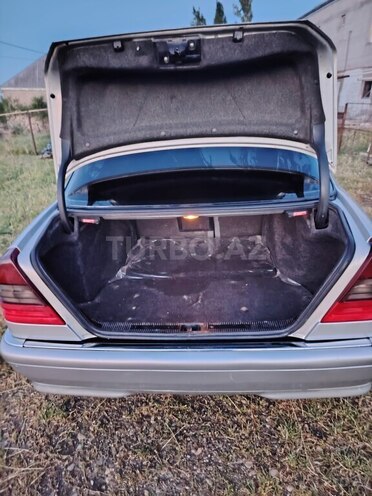 Mercedes C 280-9
