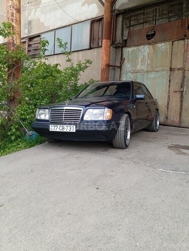Mercedes 280 E-4