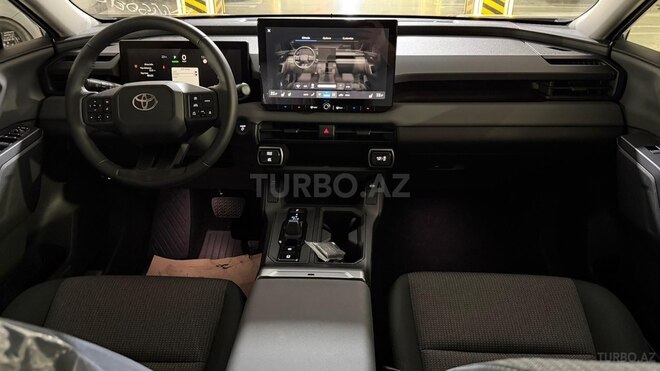 Toyota RAV4-9