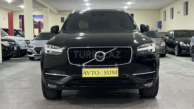 Volvo XC90-12