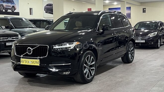 Volvo XC90-10