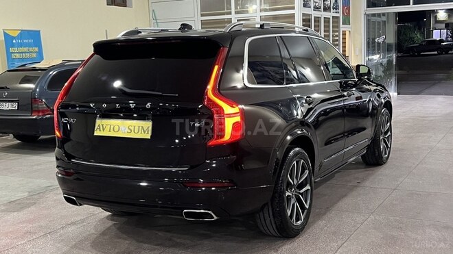 Volvo XC90-3