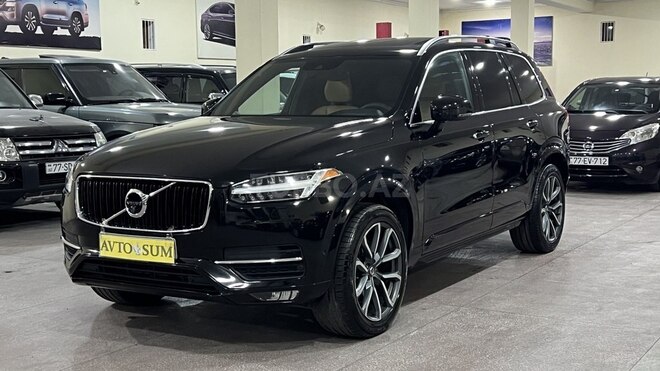 Volvo XC90-8