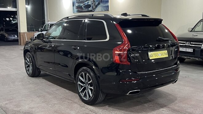 Volvo XC90-13