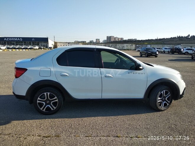 Renault Logan-3