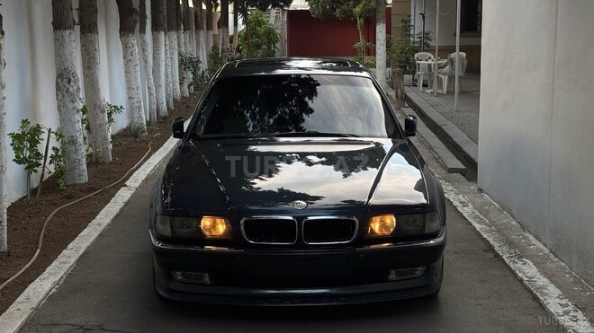 BMW 728-7
