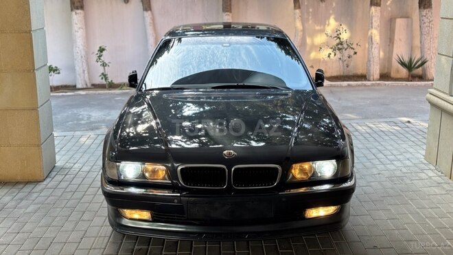 BMW 728-2
