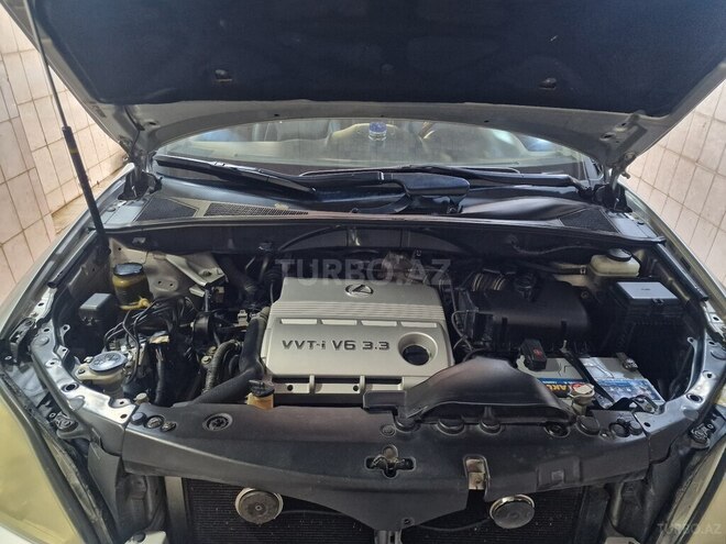 Lexus RX 330-7