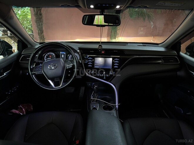 Toyota Camry-6