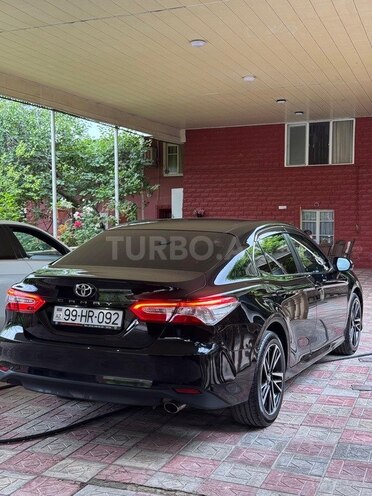Toyota Camry-11