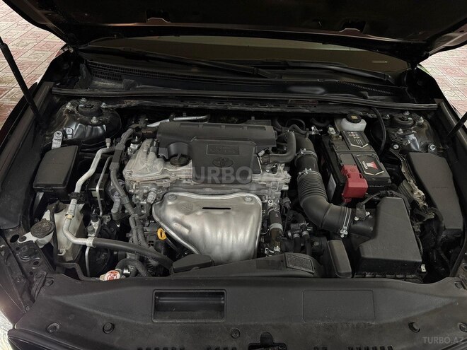 Toyota Camry-8