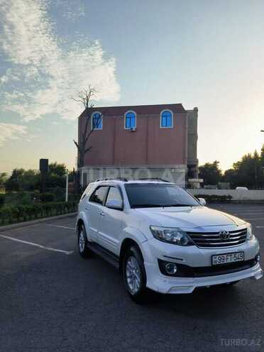 Toyota Fortuner-8