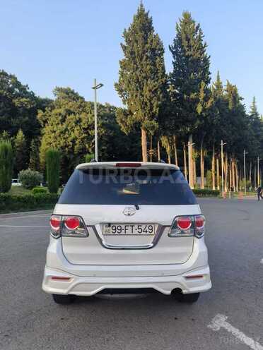 Toyota Fortuner-3