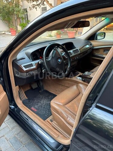 BMW 740-3