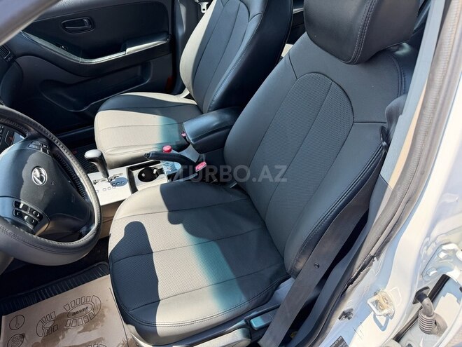 Hyundai Elantra-10