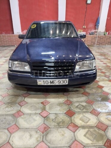 Mercedes C 250-1