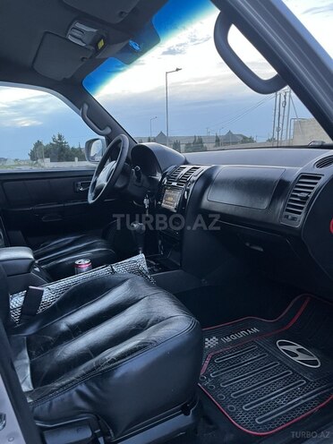 Hyundai Terracan-10