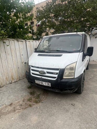 Ford Transit-1