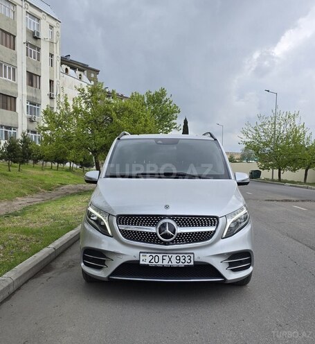 Mercedes V 250-1